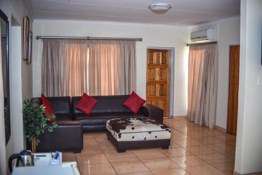 Tshedza Guest Lodge Louis Trichardt Zewnętrze zdjęcie